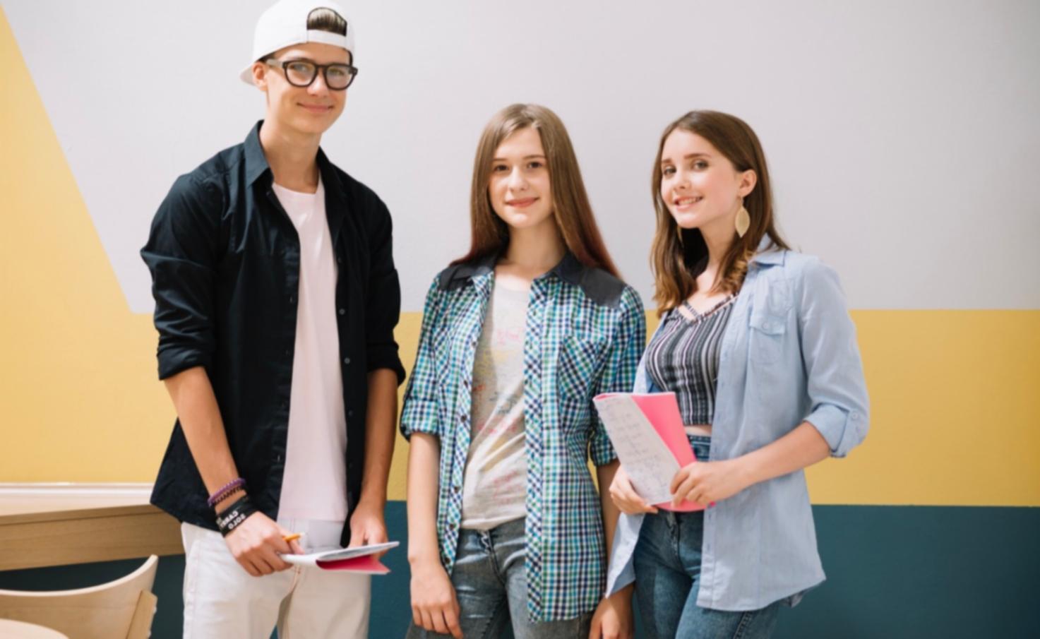 Professional trading desk workspace showing real fundamental analysis tools and resources